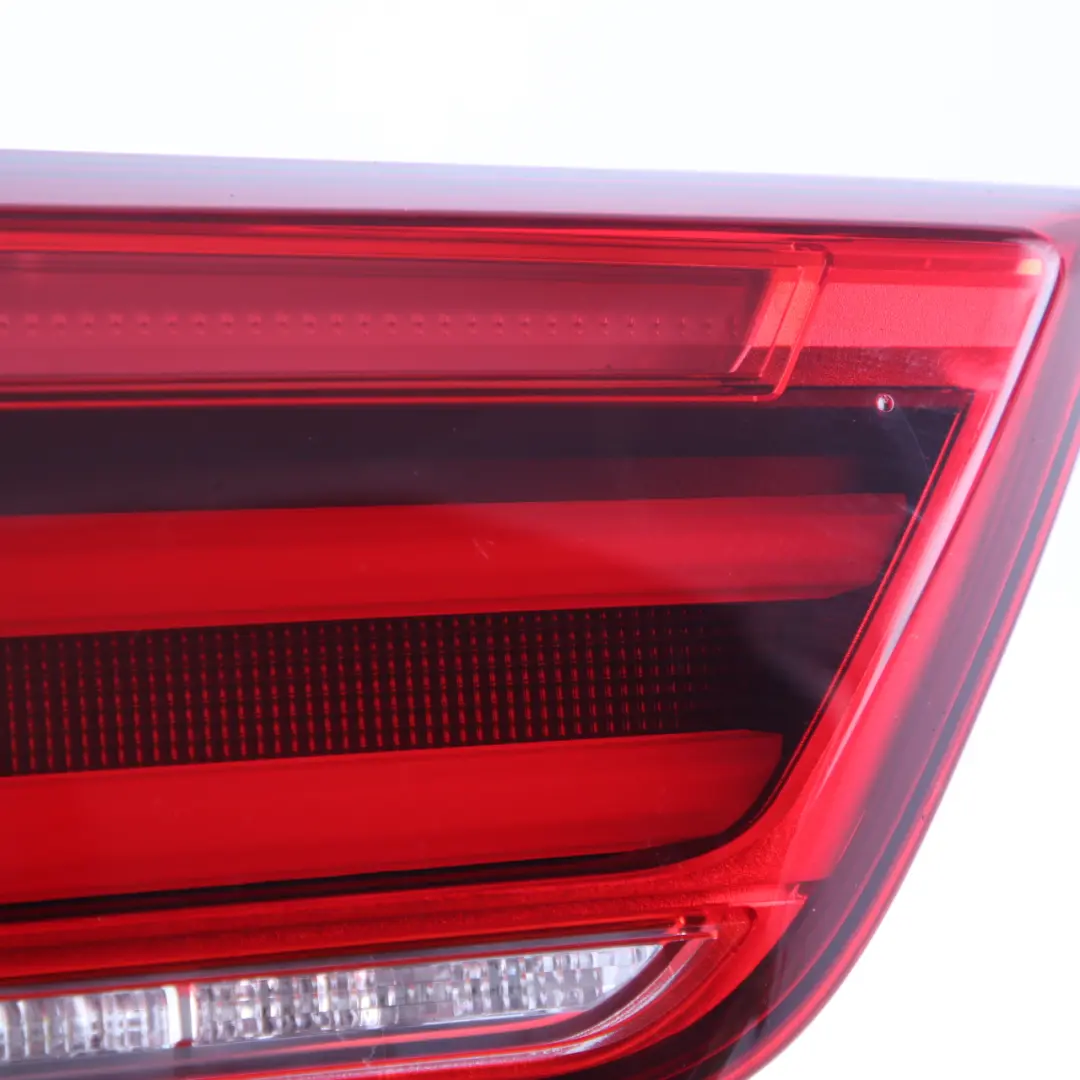 Rückleuchte BMW F32 F36 F33 LCI Licht deckel Heckklappe links Seite für mit Teilenummer 7426051 Rückleuchte BMW F32 F36 F33 LCI Licht deckel Heckklappe links Seite - SKU 7426051 - Teilenummer 7426051