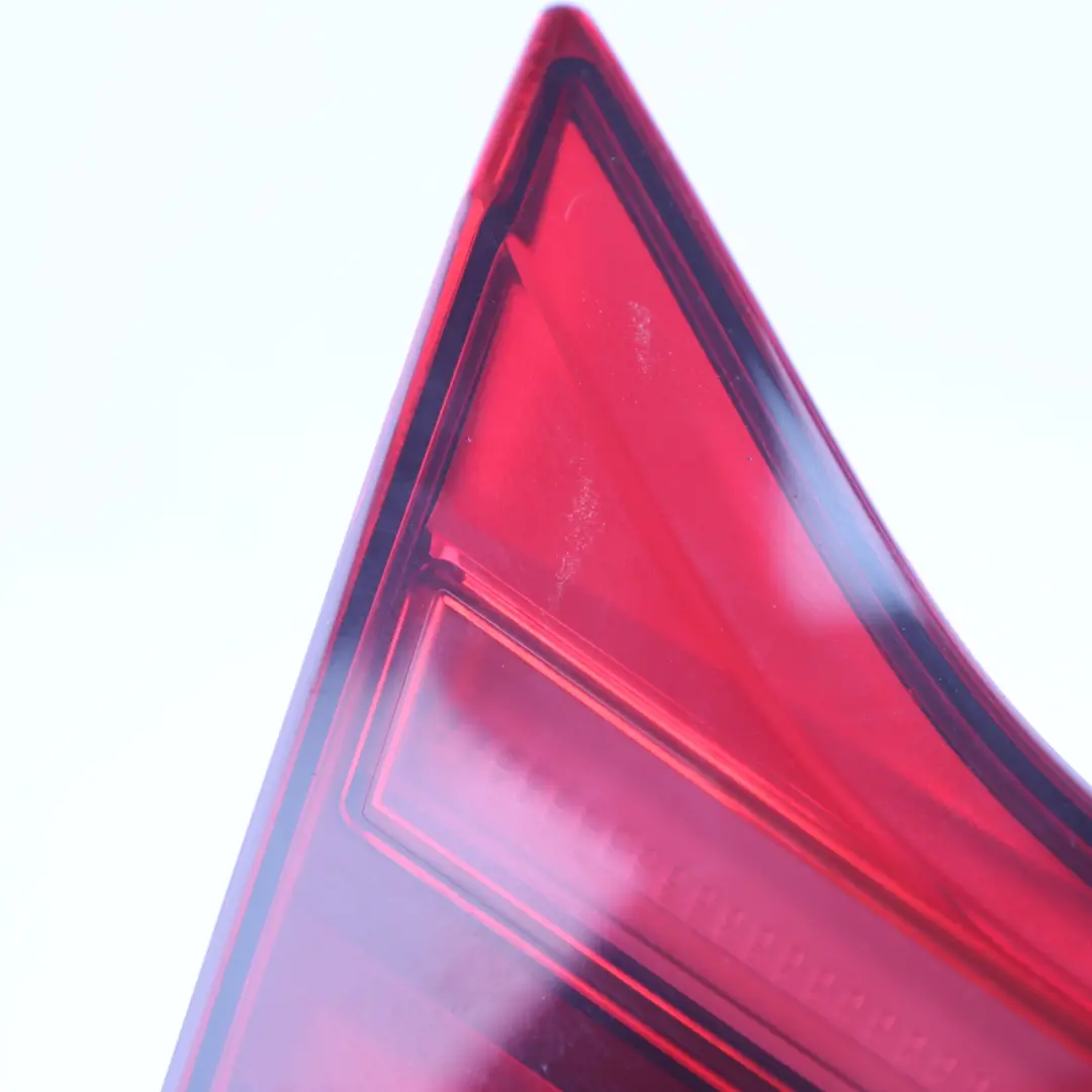 Lampada posteriore BMW F32 F36 F33 LCI Luce portellone bagagliaio Lato sinistro per con numero di parte 7426051 Lampada posteriore BMW F32 F36 F33 LCI Luce portellone bagagliaio Lato sinistro - SKU 7426051 - Numero di parte 7426051