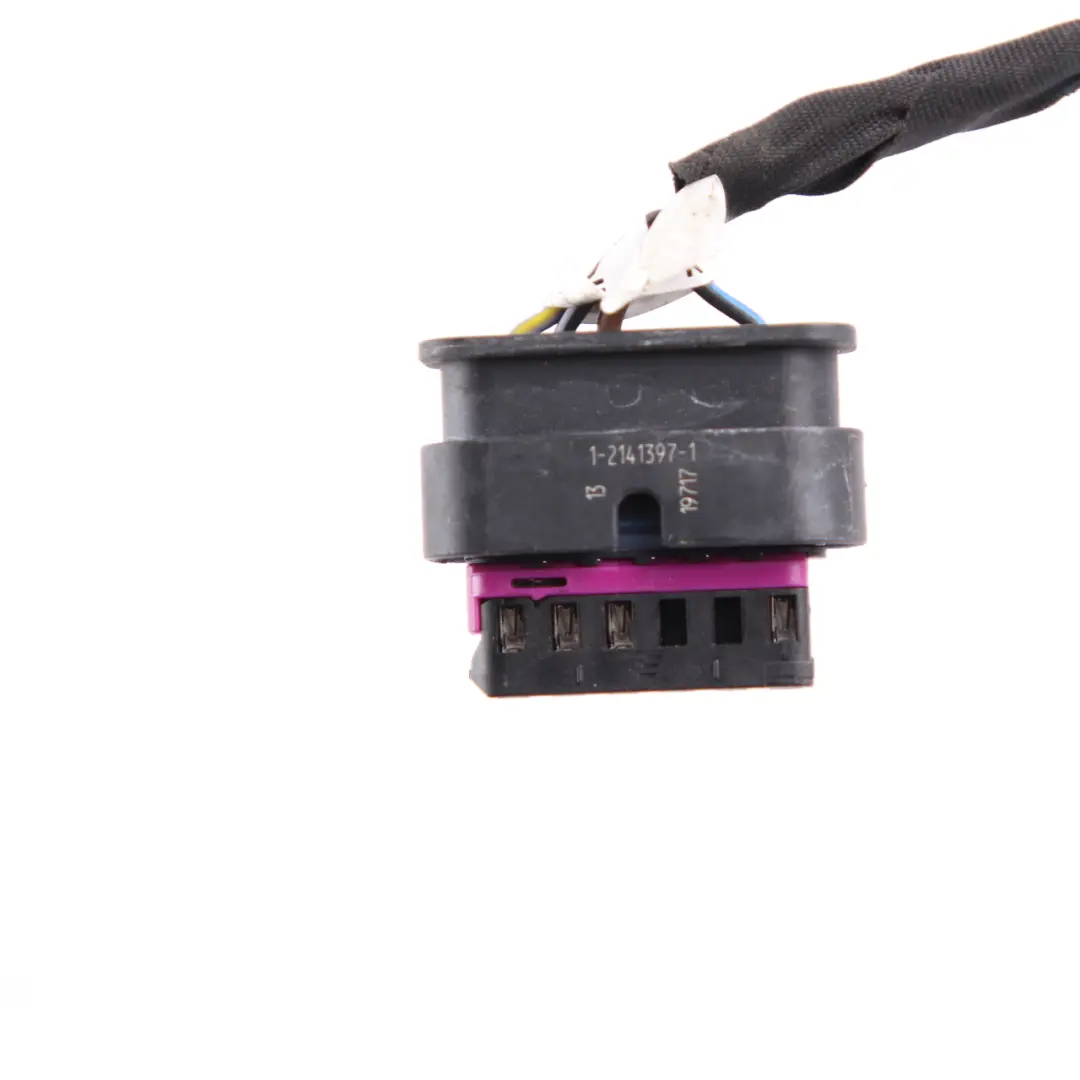 BMW F32 F82 LCI Feu Arrière Panneau Latéral Droit Prise Câblage 1-2141397-1 - SKU 7426056-1 - Numéro de pièce 7426056