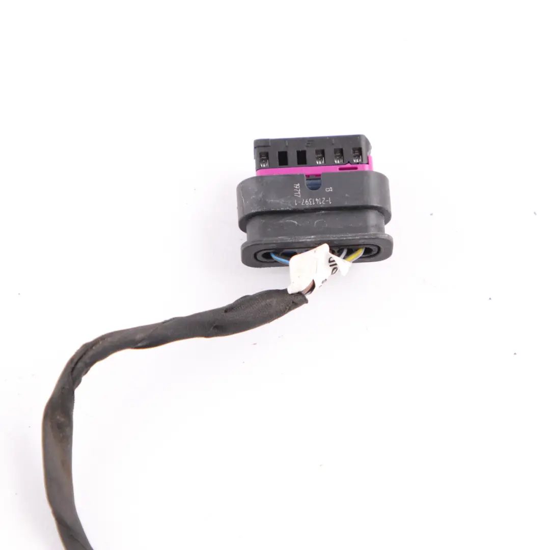 Luz Trasera Panel Lateral Derecho Enchufe Cableado 1-2141397-1 para BMW F32 F82 LCI con número de pieza 7426056 BMW F32 F82 LCI Luz Trasera Panel Lateral Derecho Enchufe Cableado 1-2141397-1 - SKU 7426056-1 - Número de pieza 7426056