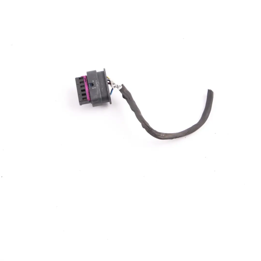 Feu Arrière Panneau Latéral Droit Prise Câblage 1-2141397-1 pour BMW F32 F82 LCI à propos du numéro de pièce 7426056 BMW F32 F82 LCI Feu Arrière Panneau Latéral Droit Prise Câblage 1-2141397-1 - SKU 7426056-1 - Numéro de pièce 7426056