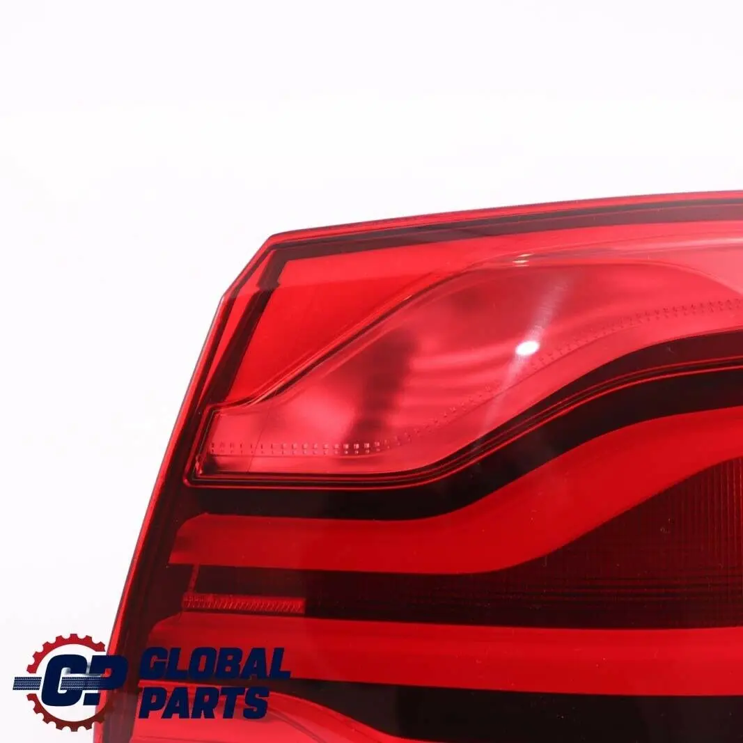 Light In The Side Panel Right O/S BMW F32 F82 LCI M4 Rear - SKU 7426056 - Part number 7426056
