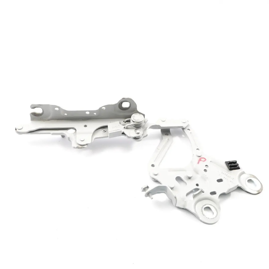 Charnière Avant Droite Capot Gris Espace Métallisé - A52 pour BMW X1 F48 à propos du numéro de pièce 7427126 BMW X1 F48 Charnière Avant Droite Capot Gris Espace Métallisé - A52 - SKU 7427126-GSB - Numéro de pièce 7427126