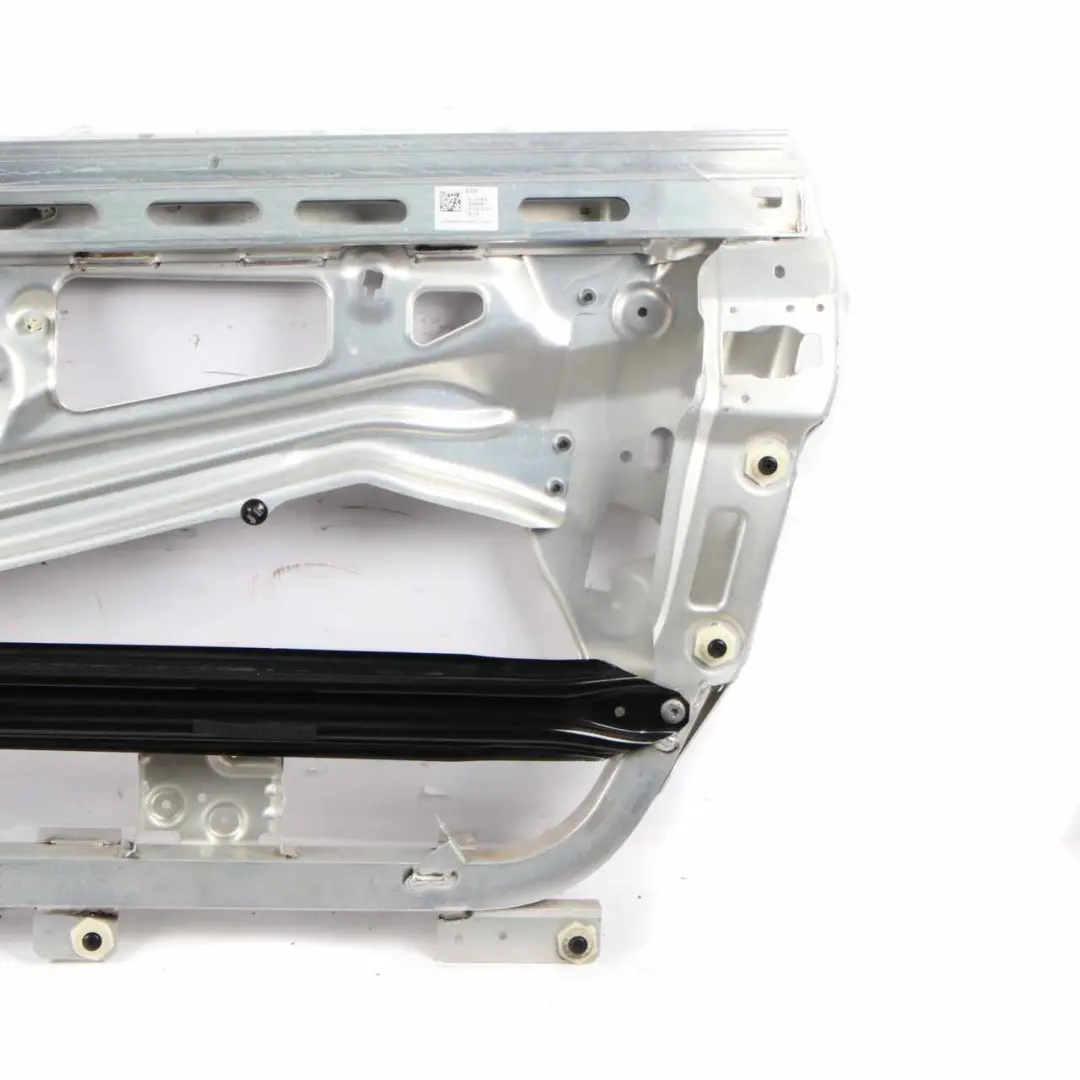 Porta anteriore sinistra Telaio di montaggio Supporto Copertura 7266681 per BMW i3 con numero di parte 7427333 BMW i3 Porta anteriore sinistra Telaio di montaggio Supporto Copertura 7266681 - SKU 7427333 - Numero di parte 7427333