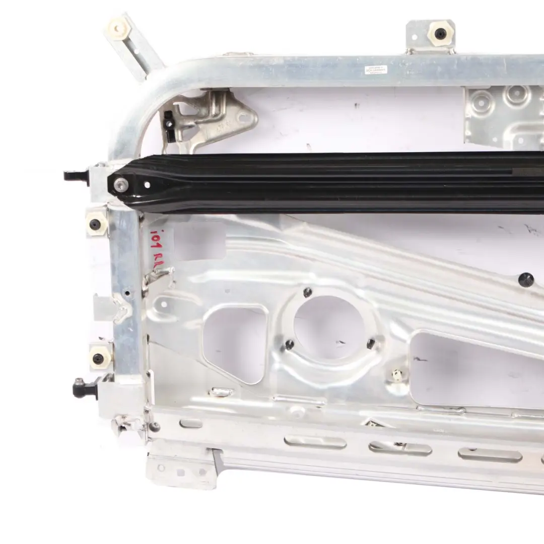BMW i3 Porte avant droite Cadre Support montage Couvercle support 2574054 - SKU 7427334 - Numéro de pièce 7427334