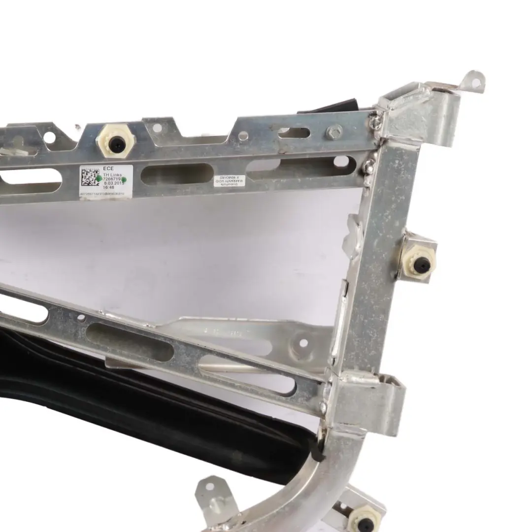 Arrière Gauche Cadre Support Cache 7266719 pour BMW i3 Porte à propos du numéro de pièce 7427335 BMW i3 Porte Arrière Gauche Cadre Support Cache 7266719 - SKU 7427335 - Numéro de pièce 7427335