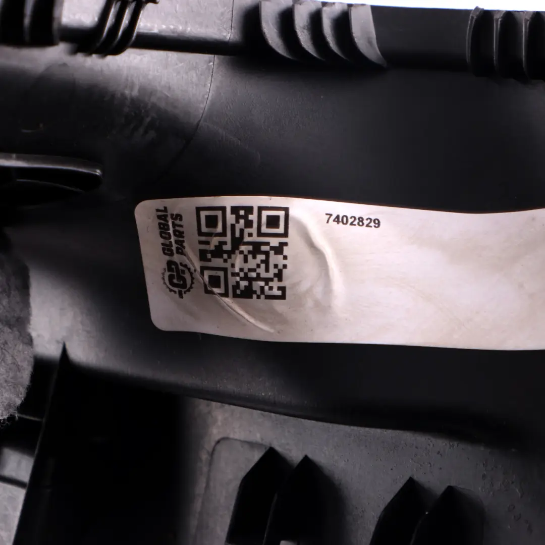 Listwa Wspornik Półki Okna Tylna Lewa 7402829 do Mini F60 o numerze 7427399 Mini F60 Listwa Wspornik Półki Okna Tylna Lewa 7402829 - SKU 7427399 - Numer Części 7427399