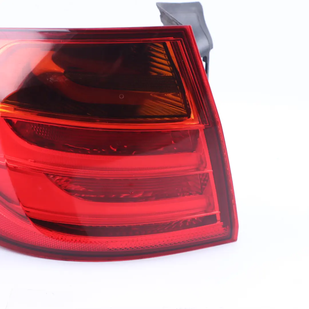 Fanale Posteriore Illuminazione Nel Pannello Laterale Sinistro per BMW F31 con numero di parte 7429727 BMW F31 Fanale Posteriore Illuminazione Nel Pannello Laterale Sinistro - SKU 7429727-1 - Numero di parte 7429727