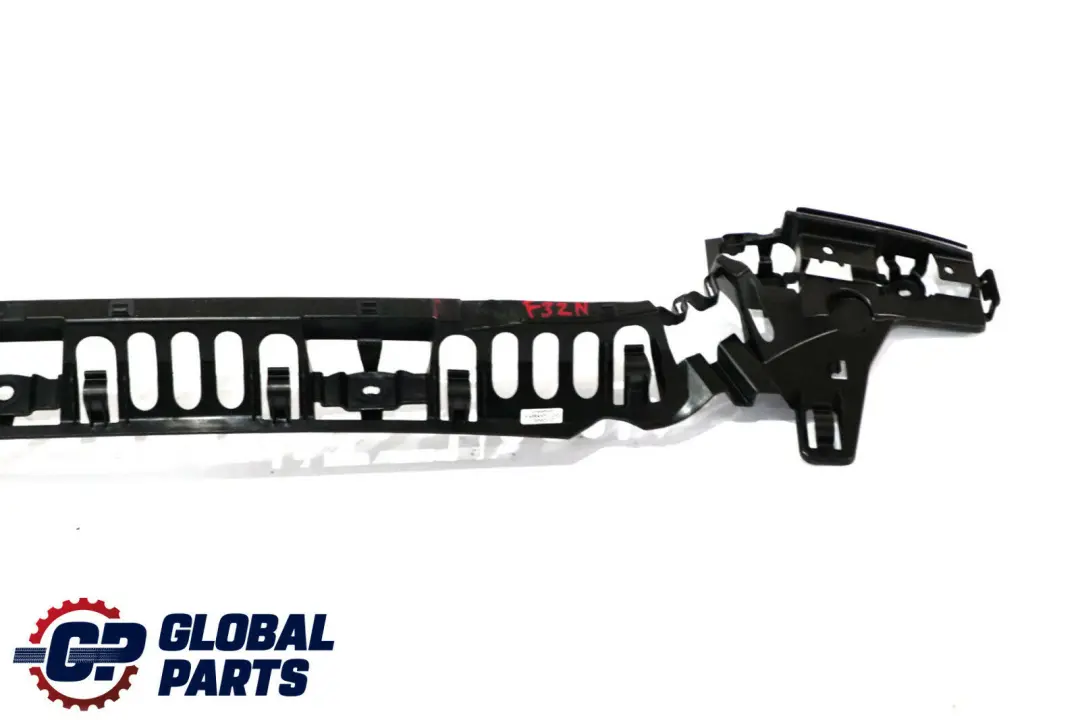 Hintere Stoßstange Mitte Führungs Halterung für BMW F32 F33 F36 LCI mit Teilenummer 7432637 BMW F32 F33 F36 LCI Hintere Stoßstange Mitte Führungs Halterung - SKU 7432637 - Teilenummer 7432637