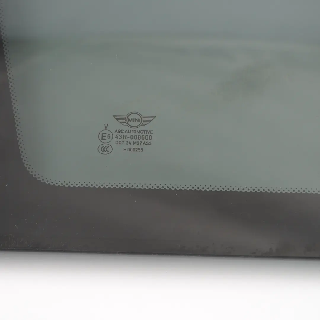 Mini Countryman F60 Vitre de custode arrière gauche AS3 Noir - SKU 7433095 - Numéro de pièce 7433095