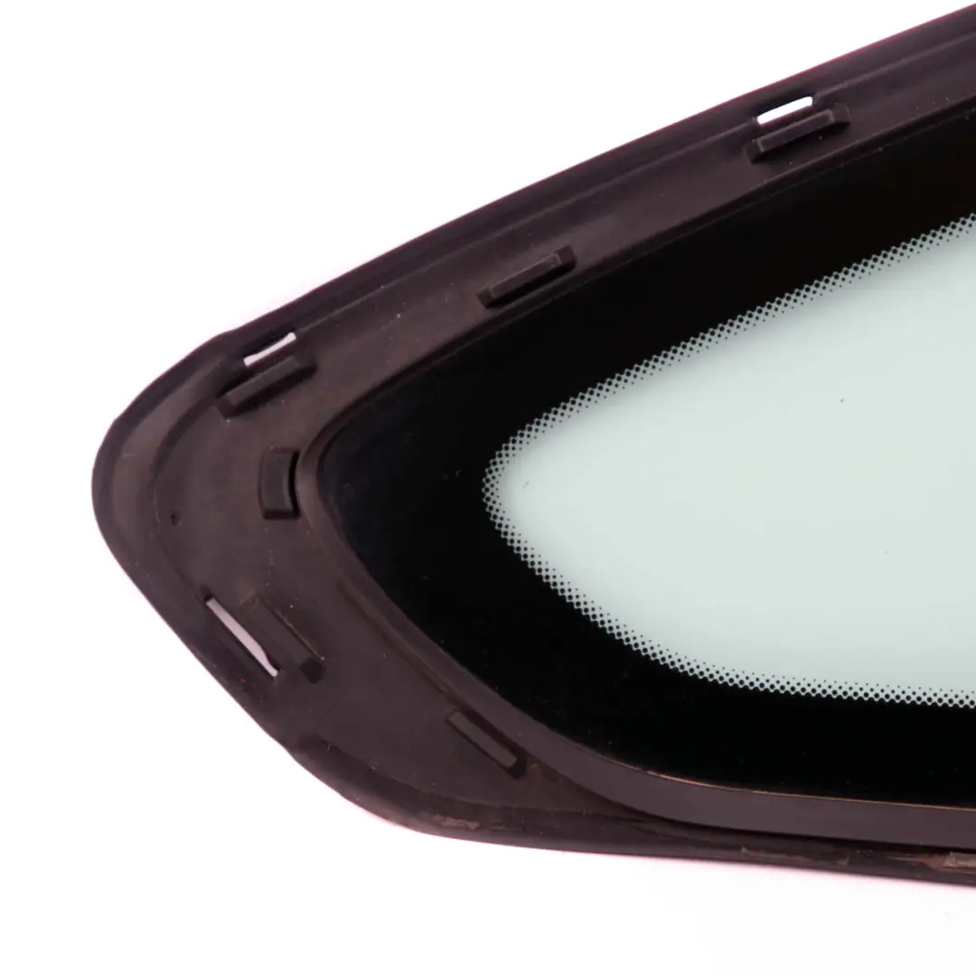 Cristal BMW F32 Puerta Lateral Fija Trasera Derecha AS2 para con número de pieza 7433346 Cristal BMW F32 Puerta Lateral Fija Trasera Derecha AS2 - SKU 7433346 - Número de pieza 7433346