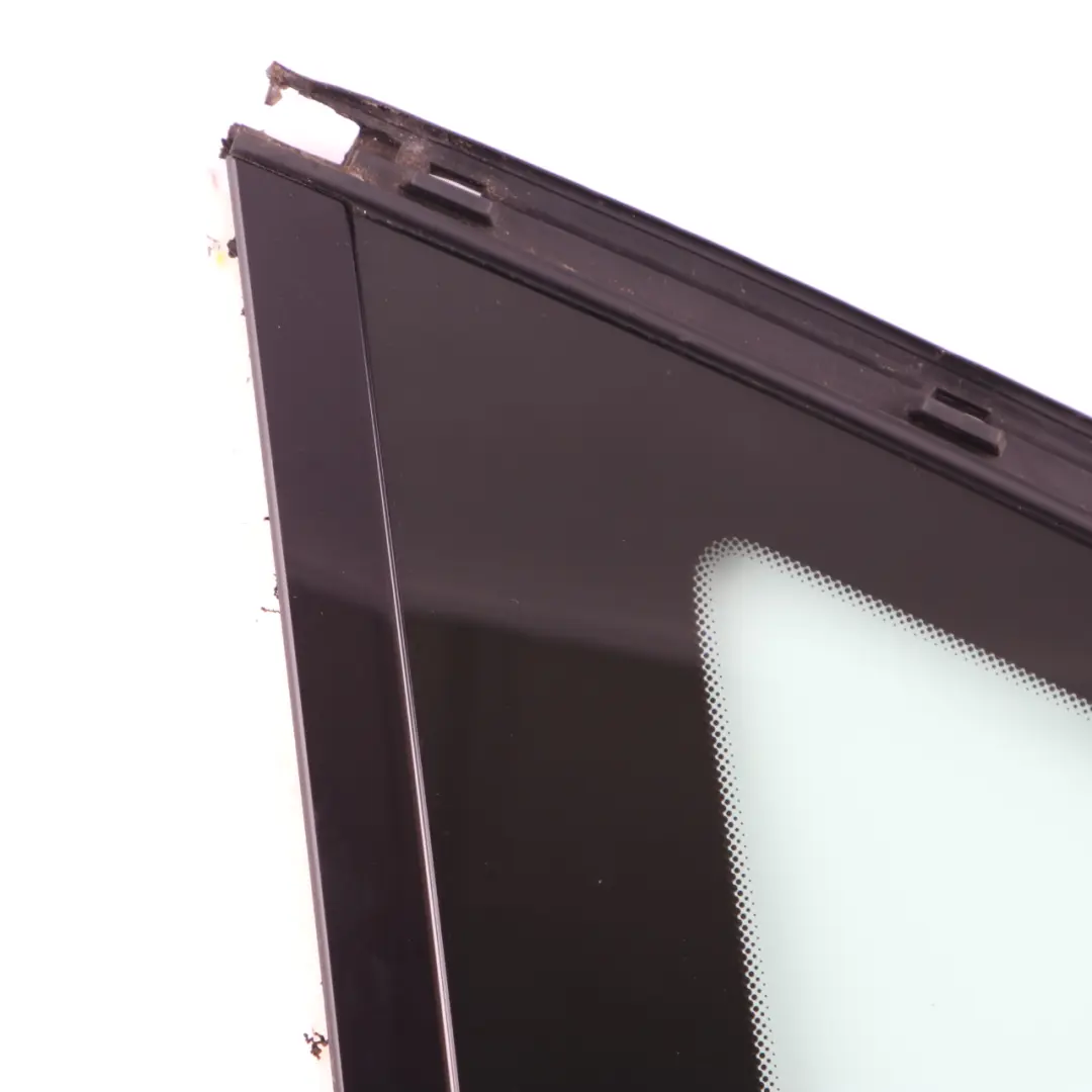 Vitre Latérale Arrière Gauche Finition Brillante AS2 pour BMW F34 GT à propos du numéro de pièce 7433431 BMW F34 GT Vitre Latérale Arrière Gauche Finition Brillante AS2 - SKU 7433431 - Numéro de pièce 7433431