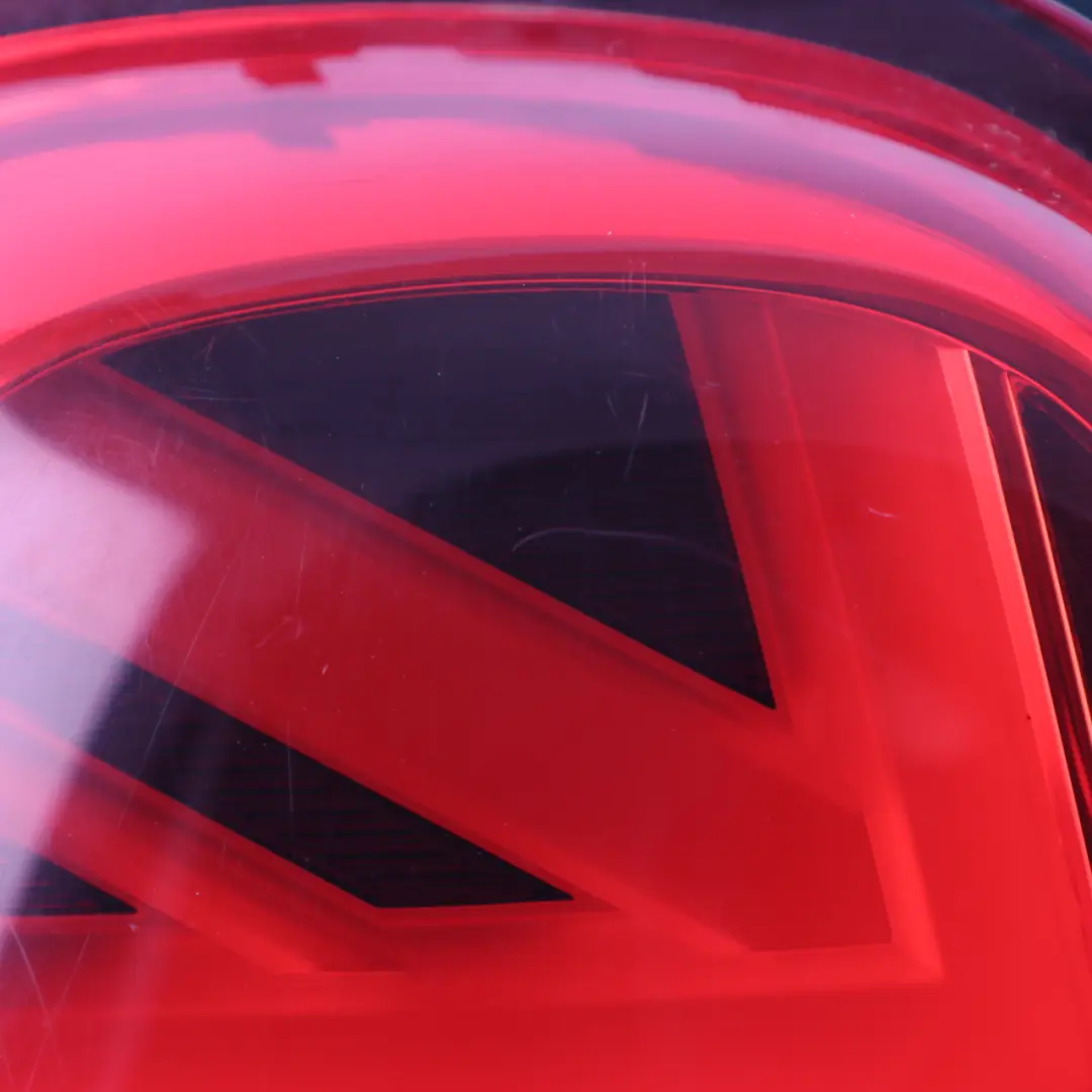 Fanale posteriore sinistro Union Jack per MINI Cooper F55 F56 F57 con numero di parte 7435133 MINI Cooper F55 F56 F57 Fanale posteriore sinistro Union Jack - SKU 7435133-1 - Numero di parte 7435133