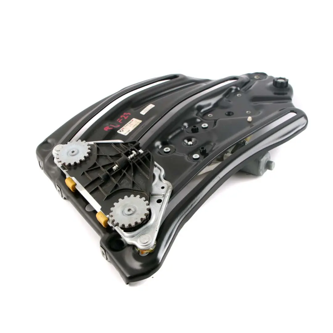 Podnośnik Szyby Karoseryjnej Lewy Tylny 2572945 do BMW F23 Cabrio o numerze 7435757 BMW F23 Cabrio Podnośnik Szyby Karoseryjnej Lewy Tylny 2572945 - SKU 7435757 - Numer Części 7435757