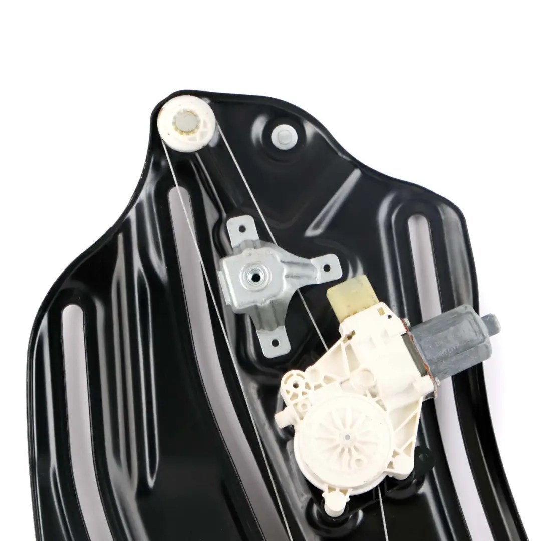 Moteur De Lève-Vitre Arrière Droit 2572946 pour BMW F23 Cabriolet à propos du numéro de pièce 7435758 BMW F23 Cabriolet Moteur De Lève-Vitre Arrière Droit 2572946 - SKU 7435758 - Numéro de pièce 7435758