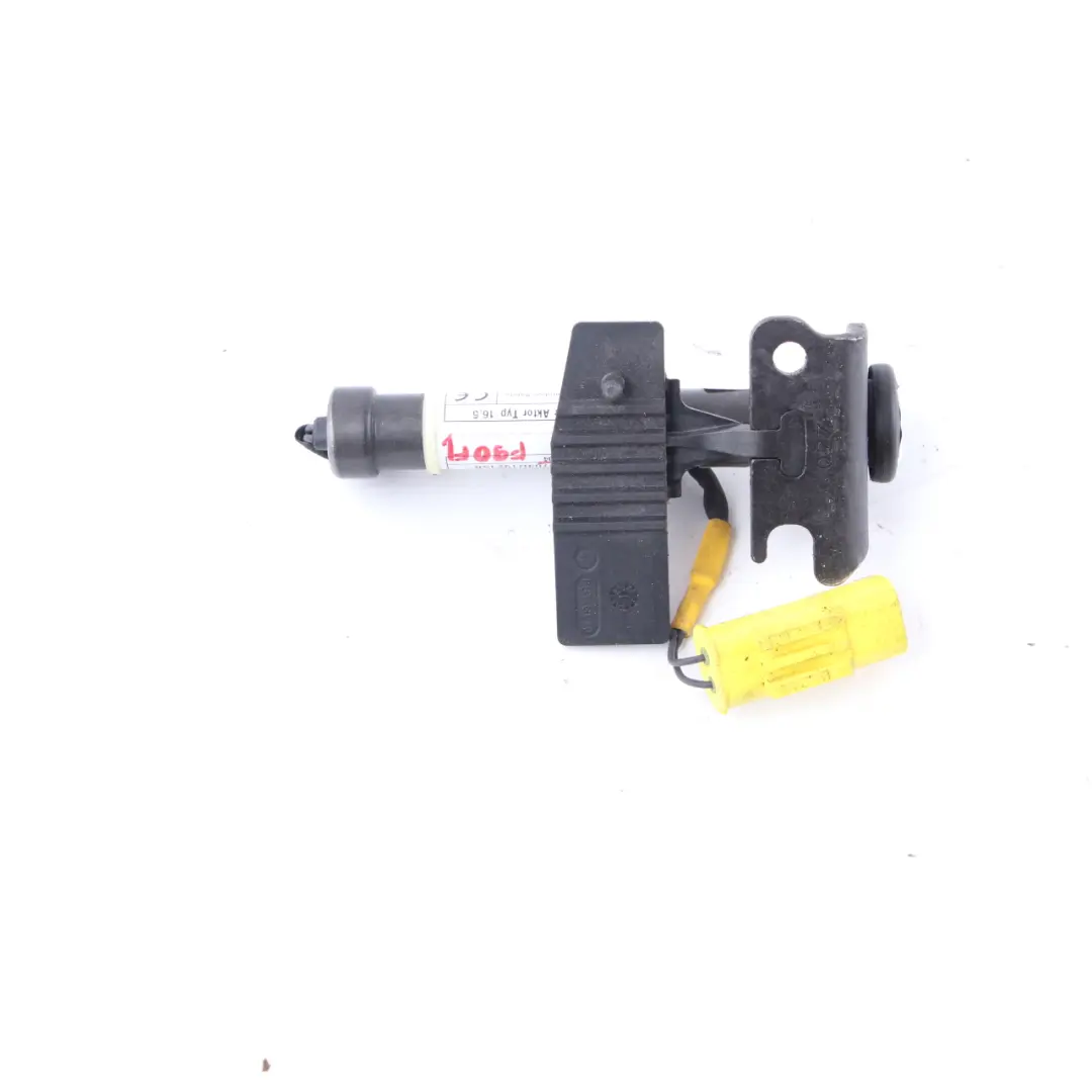 BMW G30 G31 Attuatore cofano motore Cerniera protezione pedoni sinistra - SKU 7435797 - Numero di parte 7435797