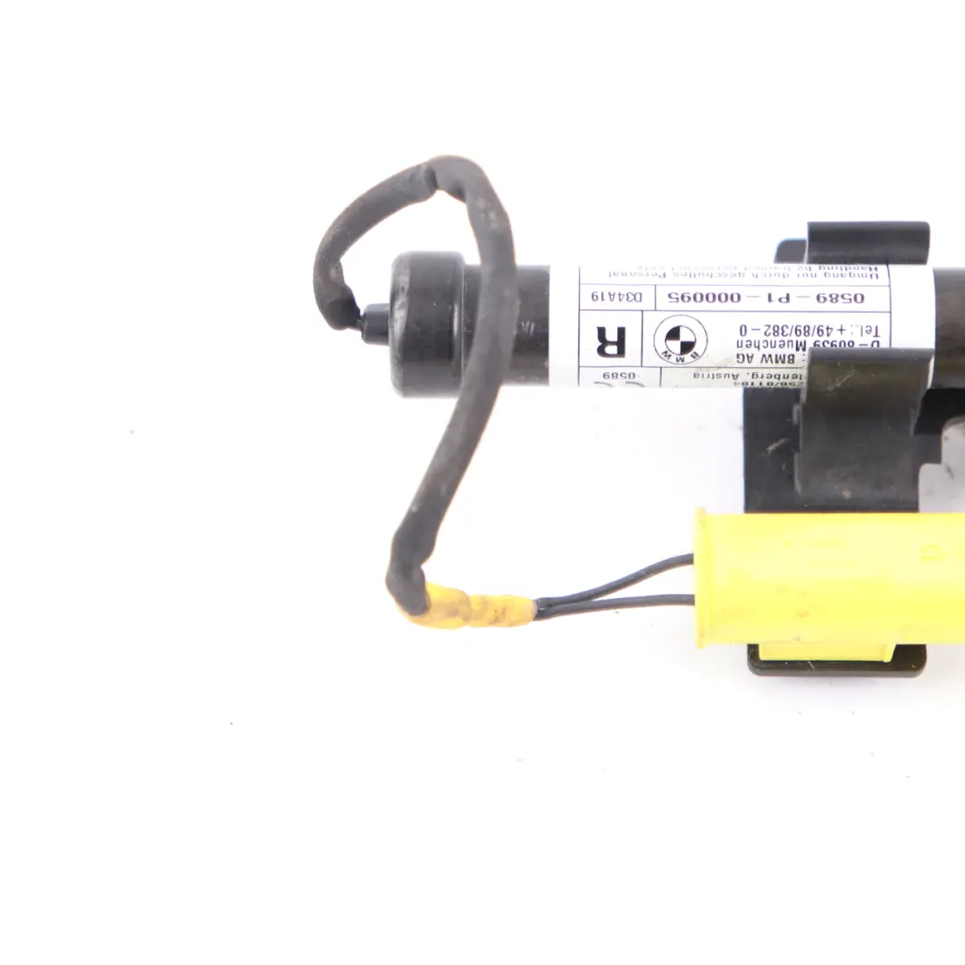 Hauben Betätiger BMW G30 G31 Scharnier Fußgängerschutz Rechts für Motor mit Teilenummer 7435798 Motor Hauben Betätiger BMW G30 G31 Scharnier Fußgängerschutz Rechts - SKU 7435798 - Teilenummer 7435798