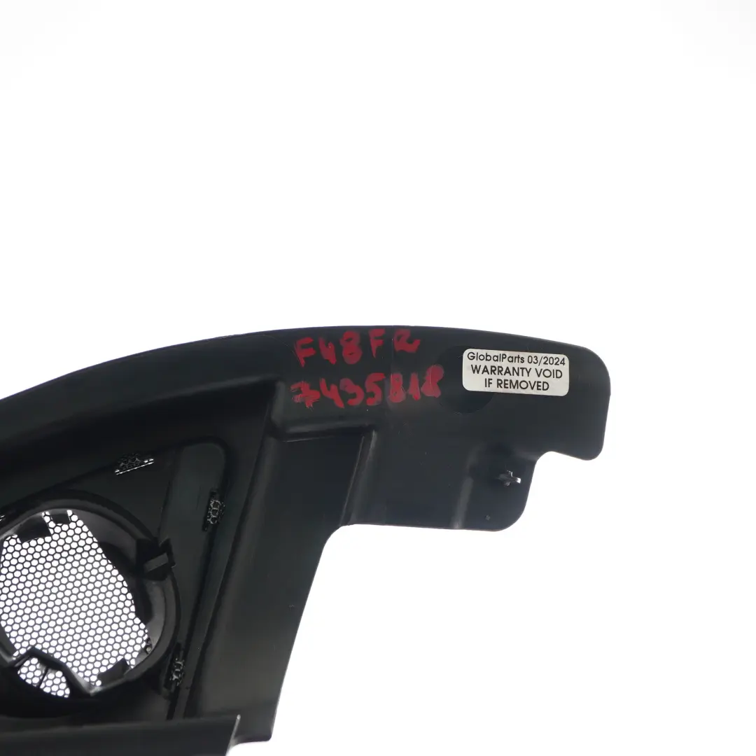 Copertura Finestra Anteriore Destra Porta Harman Kardon per BMW X1 F48 con numero di parte 7435818 BMW X1 F48 Copertura Finestra Anteriore Destra Porta Harman Kardon - SKU 7435818 - Numero di parte 7435818