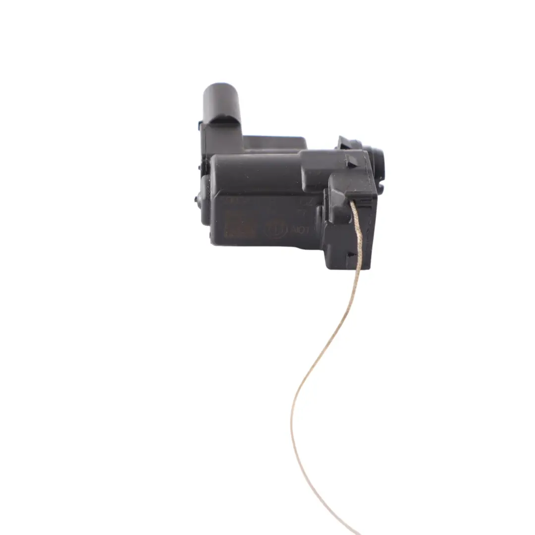 Locking Mechanism to Mini Countryman F60 Fuel Tank Cover with Part number 7437977 Mini Countryman F60 Fuel Tank Cover Locking Mechanism - SKU 7437977 - Part number 7437977