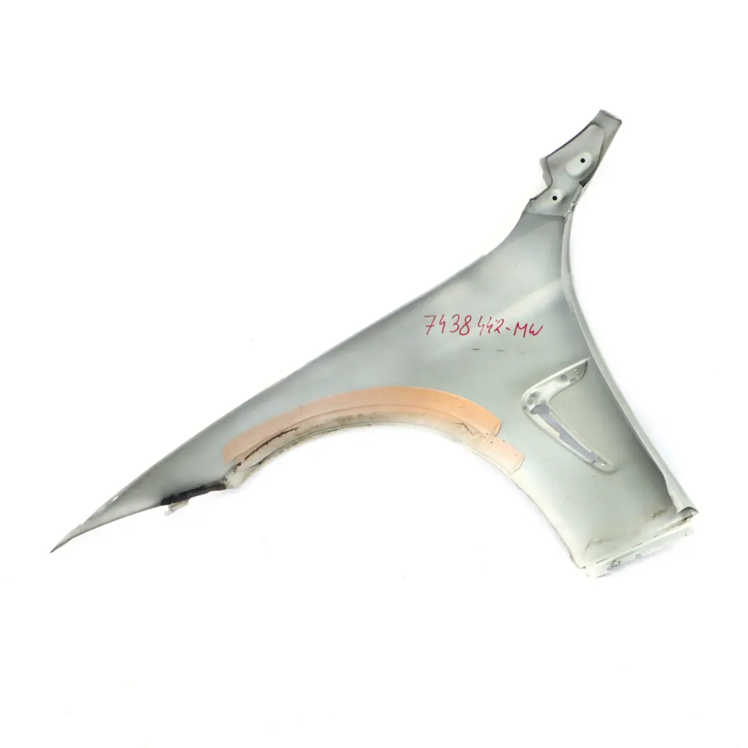 Front Right Wing Fender Side Panel O/S Mineral White Metallic A96 to BMW F32 F33 with Part number 7438442 BMW F32 F33 Front Right Wing Fender Side Panel O/S Mineral White Metallic A96 - SKU 7438442-MW - Part number 7438442