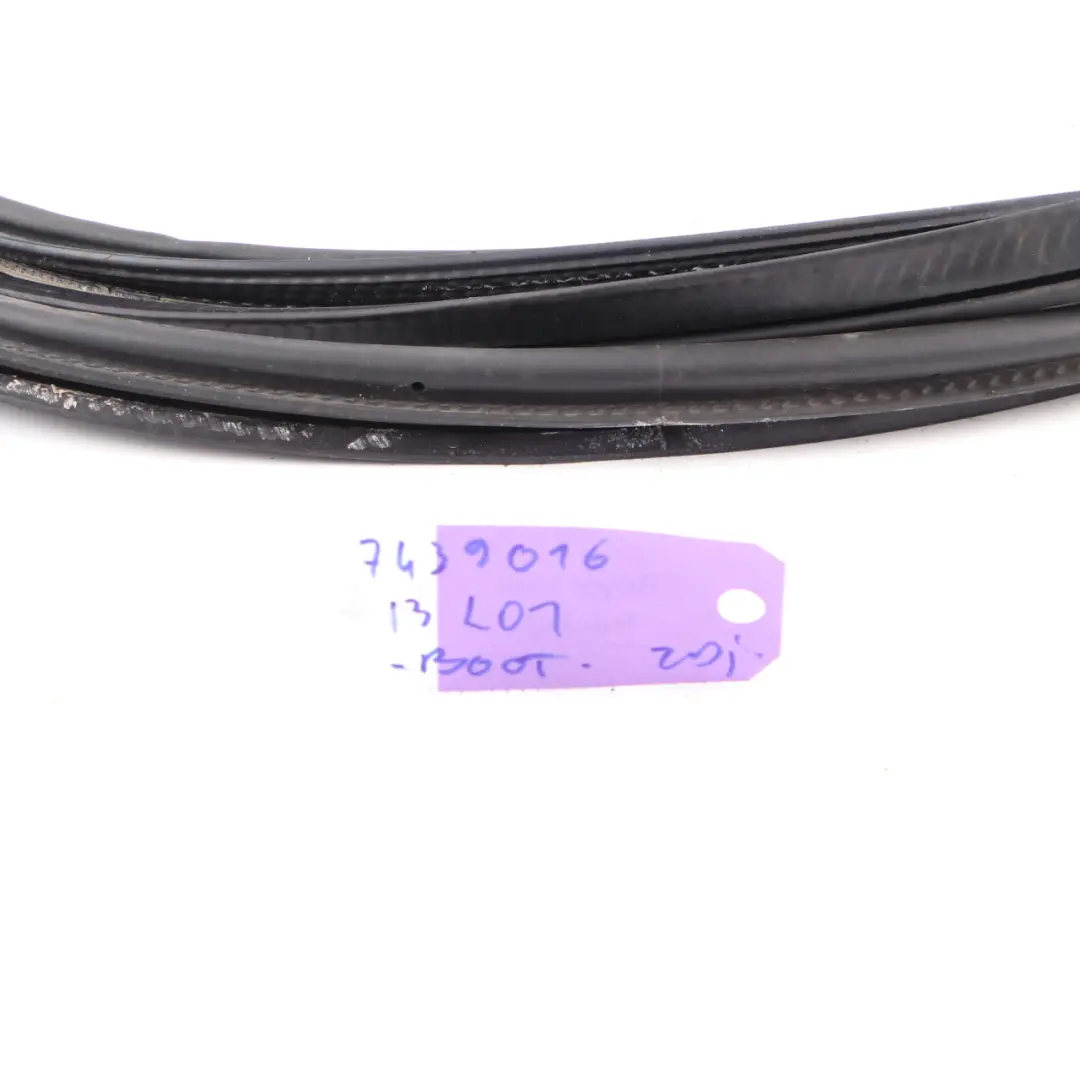 Portellone Guarnizione coperchio del bagagliaio Striscia di tenuta per BMW i3 I01 con numero di parte 7439016 BMW i3 I01 Portellone Guarnizione coperchio del bagagliaio Striscia di tenuta - SKU 7439016 - Numero di parte 7439016