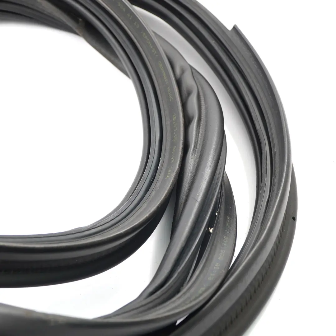 Dichtung Heck Klappe Kofferraum Tür Dichtung Active Tourer für BMW F45 mit Teilenummer 7174404 BMW F45 Dichtung Heck Klappe Kofferraum Tür Dichtung Active Tourer - SKU 7440481 - Teilenummer 7174404