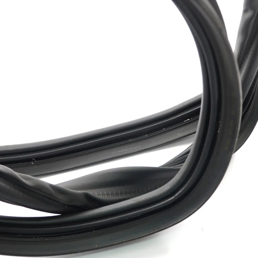 Sealing Tailgate Boot Door Seal Active Tourer to BMW F45 with Part number 7174404 BMW F45 Sealing Tailgate Boot Door Seal Active Tourer - SKU 7440481 - Part number 7174404