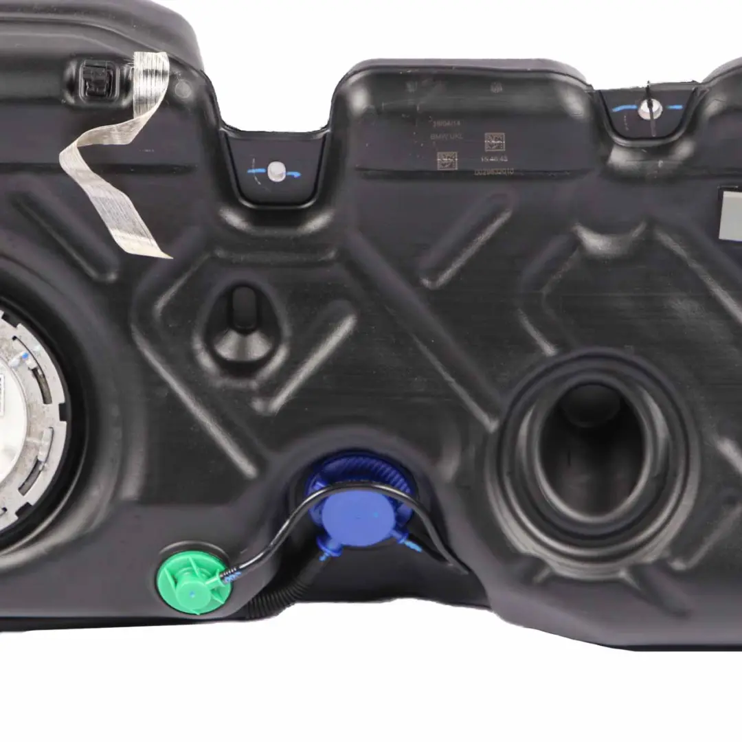 B38 Benzin Komplett Kraftstofftank Kunststoff für Mini Cooper F55 F56 F57 mit Teilenummer 7440789 Mini Cooper F55 F56 F57 B38 Benzin Komplett Kraftstofftank Kunststoff - SKU 7440789 - Teilenummer 7440789