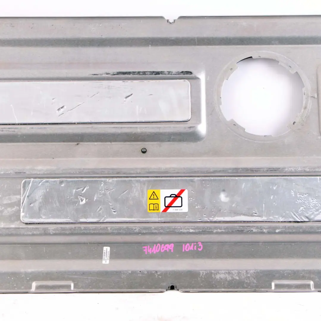 Coffre Boot Floor Service Cap Plate Luggage Compartment Cover pour BMW i3 I01 à propos du numéro de pièce 7440858 BMW i3 I01 Coffre Boot Floor Service Cap Plate Luggage Compartment Cover - SKU 7440858 - Numéro de pièce 7440858