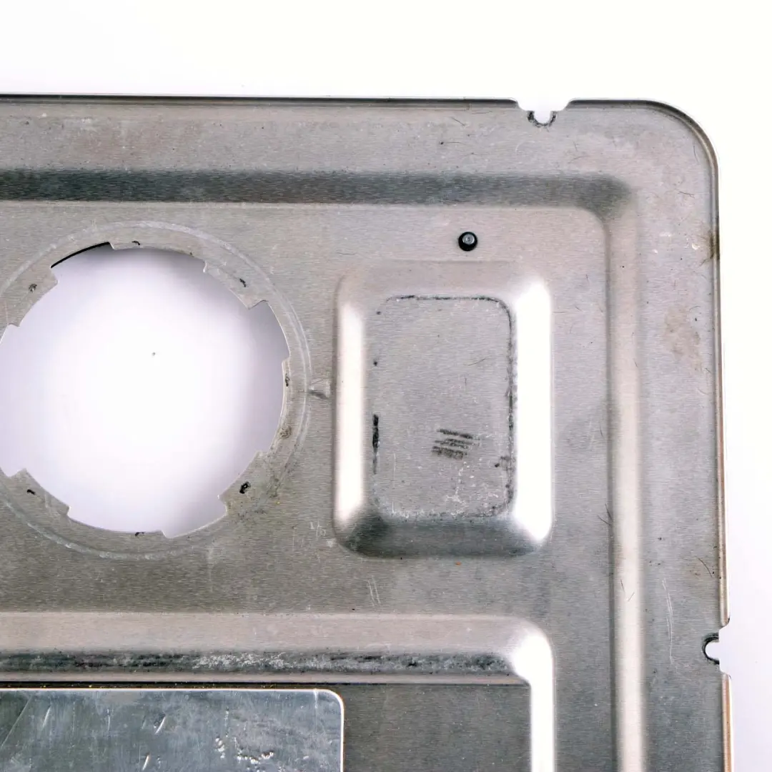 Piano bagagliaio Piastra tappo servizio Copertura vano bagagli per BMW i3 I01 con numero di parte 7440858 BMW i3 I01 Piano bagagliaio Piastra tappo servizio Copertura vano bagagli - SKU 7440858 - Numero di parte 7440858