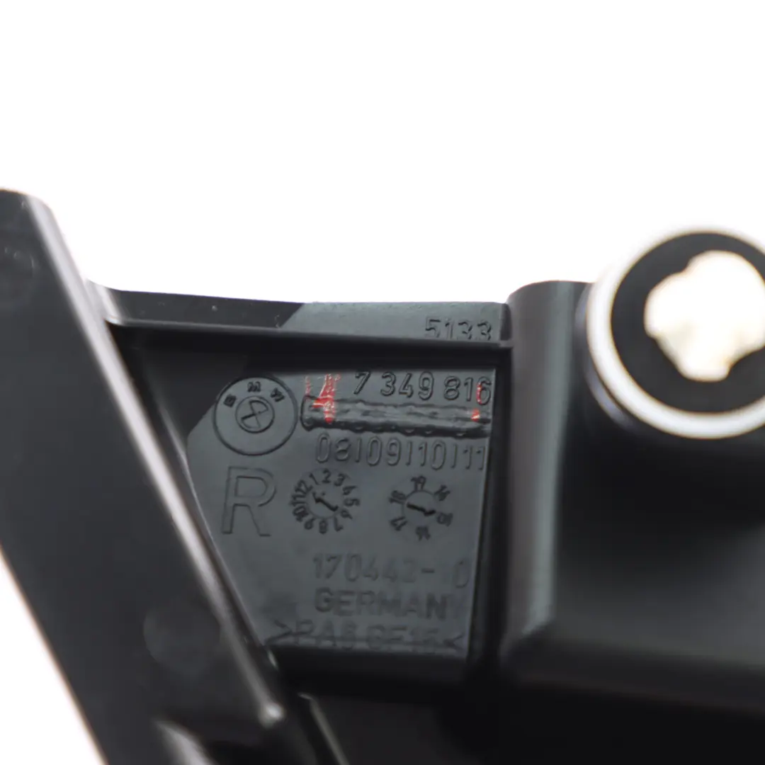 Puerta Delantera Moldura Interior Derecho Altavoz Cubierta 7349816 para BMW F46 con número de pieza 7442197 BMW F46 Puerta Delantera Moldura Interior Derecho Altavoz Cubierta 7349816 - SKU 7442198 - Número de pieza 7442197