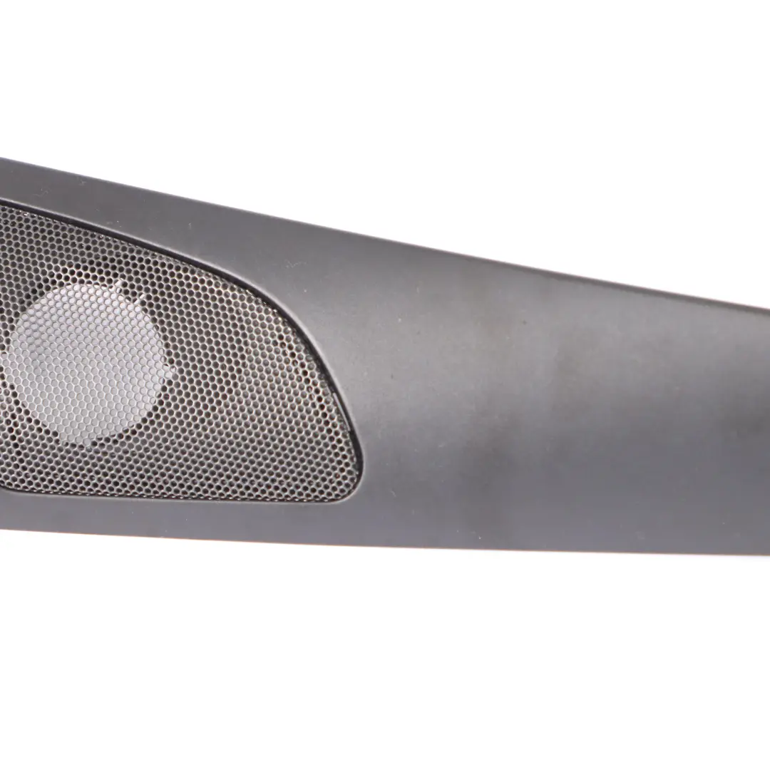 BMW F46 Moulure d'angle porte avant Couvre haut-parleur intérieur droit 7349816 - SKU 7442198 - Numéro de pièce 7442197