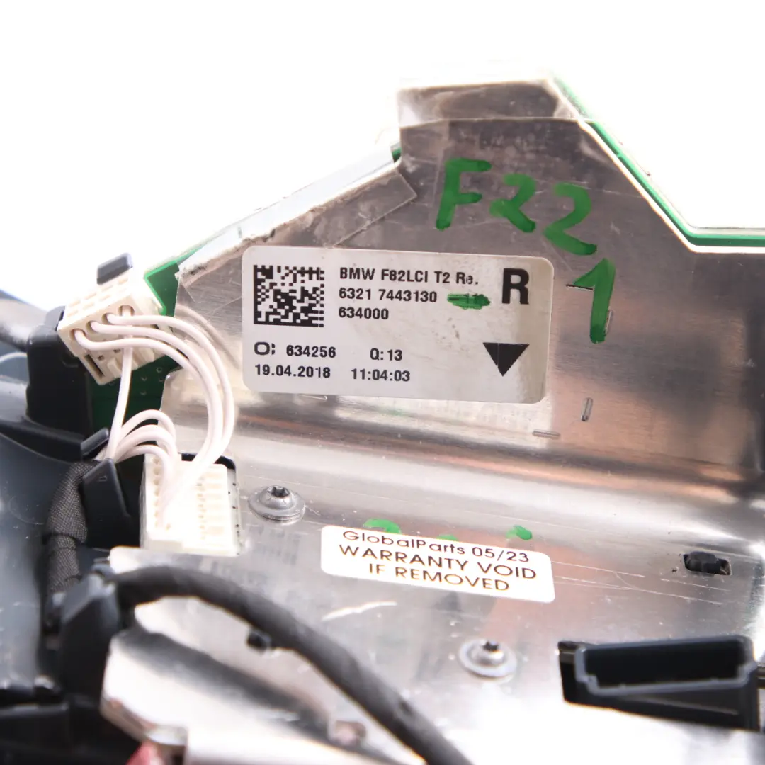 F82N M4 LCI Luz en Tapa De Maletero Derecha Luz Trasera para BMW F82 con número de pieza 7443130 BMW F82 F82N M4 LCI Luz en Tapa De Maletero Derecha Luz Trasera - SKU 7443130-1 - Número de pieza 7443130