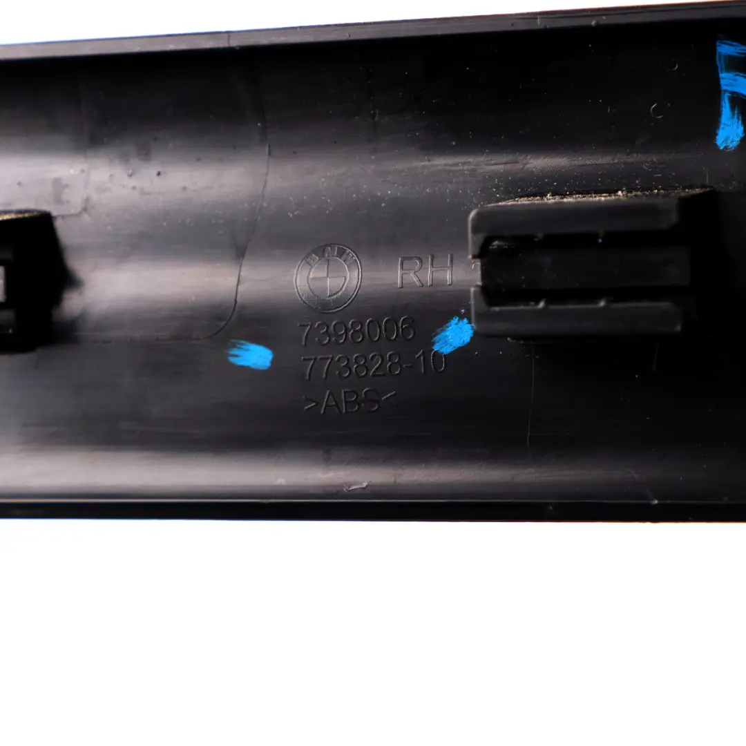 Listwa Nakładka Progowa Przednia Prawa 7398006 do BMW X3 G01 o numerze 7446638 BMW X3 G01 Listwa Nakładka Progowa Przednia Prawa 7398006 - SKU 7446638 - Numer Części 7446638