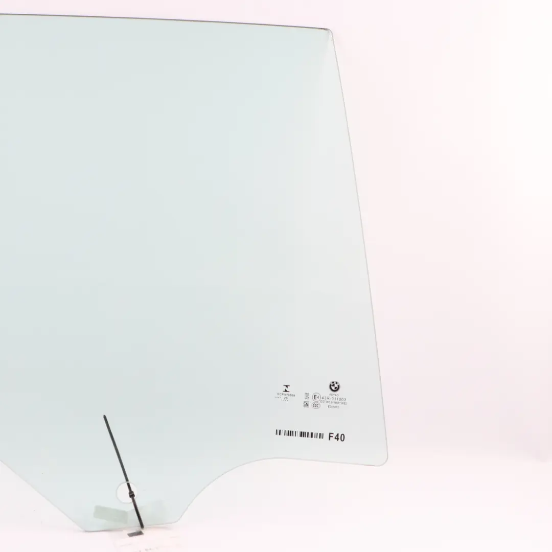 Ventana Lateral BMW F40 Puerta Trasera Derecha Verde AS2 ESG para con número de pieza 7448062 Ventana Lateral BMW F40 Puerta Trasera Derecha Verde AS2 ESG - SKU 7448062 - Número de pieza 7448062
