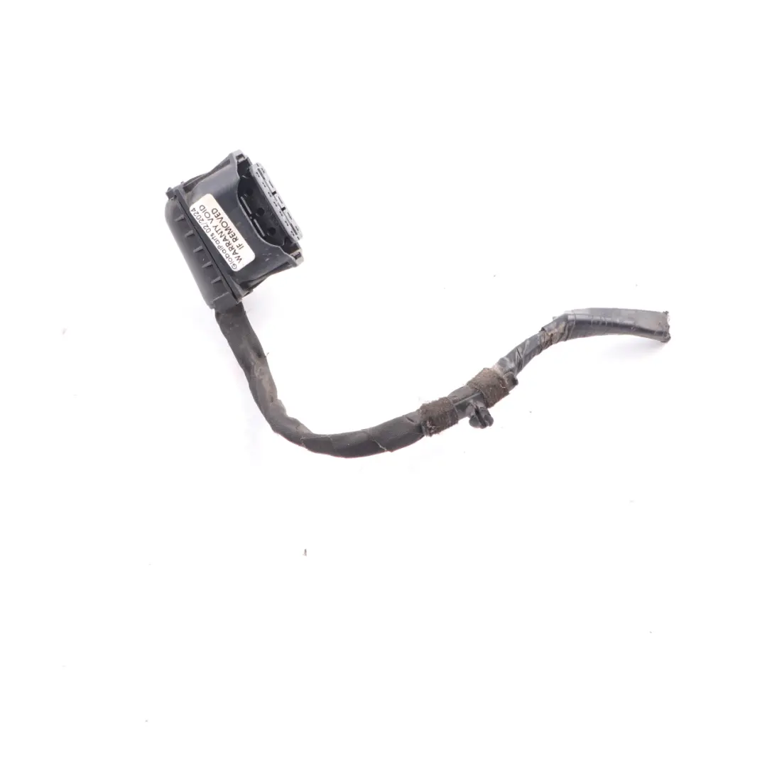 Headlight Plug Socket Wiring Front Lamp Right O/S 6925638 to Mini Cooper F55 F56 with Part number 7448378 Mini Cooper F55 F56 Headlight Plug Socket Wiring Front Lamp Right O/S 6925638 - SKU 7448378-2 - Part number 7448378