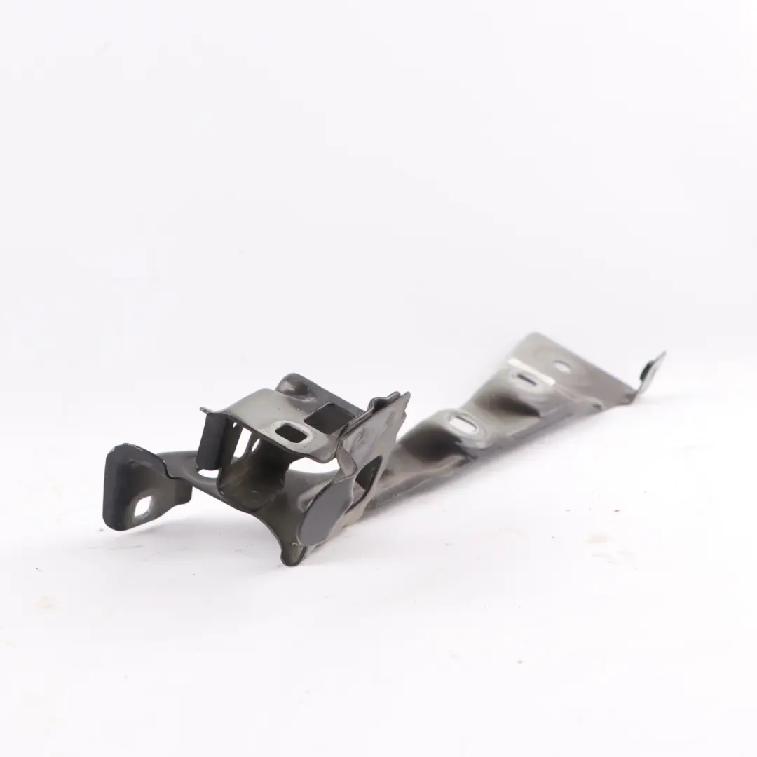 Side Panel Bracket Holder Front Left N/S Black Sapphire Metallic 475 to BMW F40 F44 with Part number 7450379 BMW F40 F44 Side Panel Bracket Holder Front Left N/S Black Sapphire Metallic 475 - SKU 7450379-BS - Part number 7450379