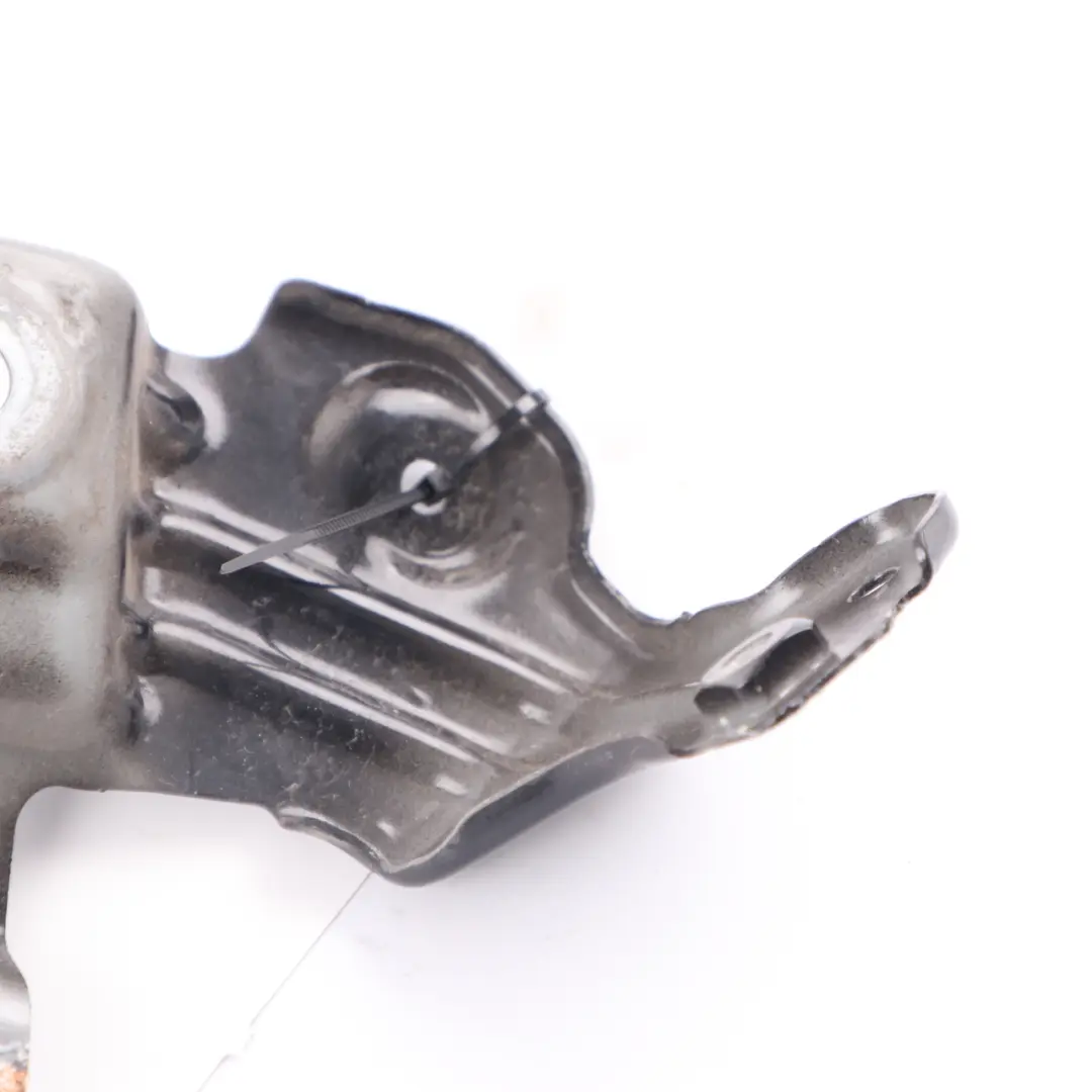 Fender Bracket BMW F40 Panel Front Right O/S Wing Black Sapphire Metallic - 475 to with Part number 7450390 Fender Bracket BMW F40 Panel Front Right O/S Wing Black Sapphire Metallic - 475 - SKU 7450390-BS - Part number 7450390