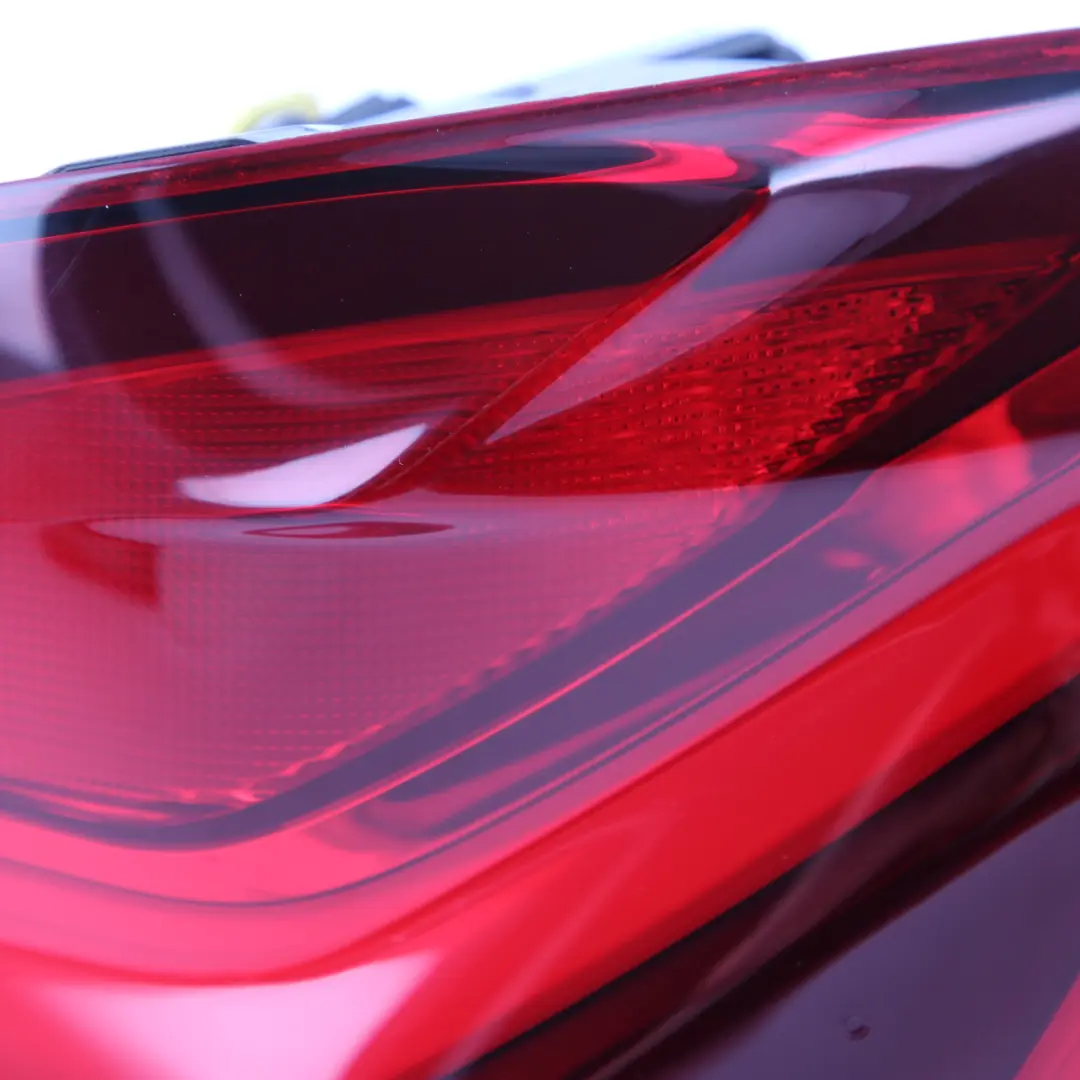  Rück Leuchte BMW F40 Rücklicht Seiten Wand Rechts - SKU 7450644 - Teilenummer 7450644