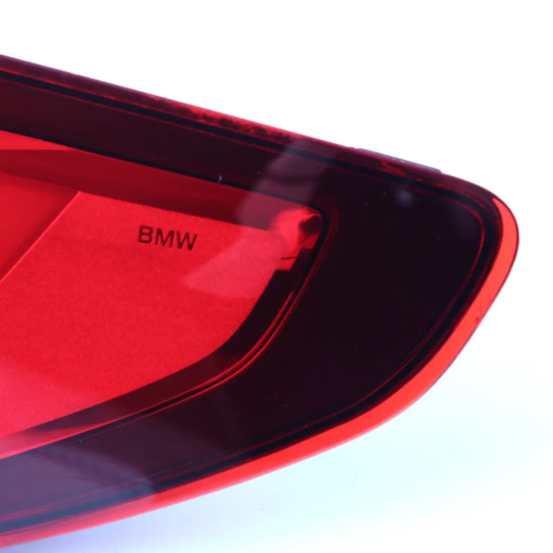 Lámpara Trasera BMW F40 Luz Trasera Panel Lateral Derecho Lado Exterior para con número de pieza 7450644 Lámpara Trasera BMW F40 Luz Trasera Panel Lateral Derecho Lado Exterior - SKU 7450644 - Número de pieza 7450644