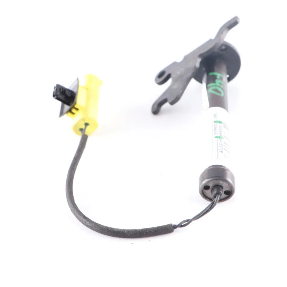 Actionneur Charnière Capot BMW F40 F44 Protection Piétonne Droite pour à propos du numéro de pièce 7450944 Actionneur Charnière Capot BMW F40 F44 Protection Piétonne Droite - SKU 7450944 - Numéro de pièce 7450944