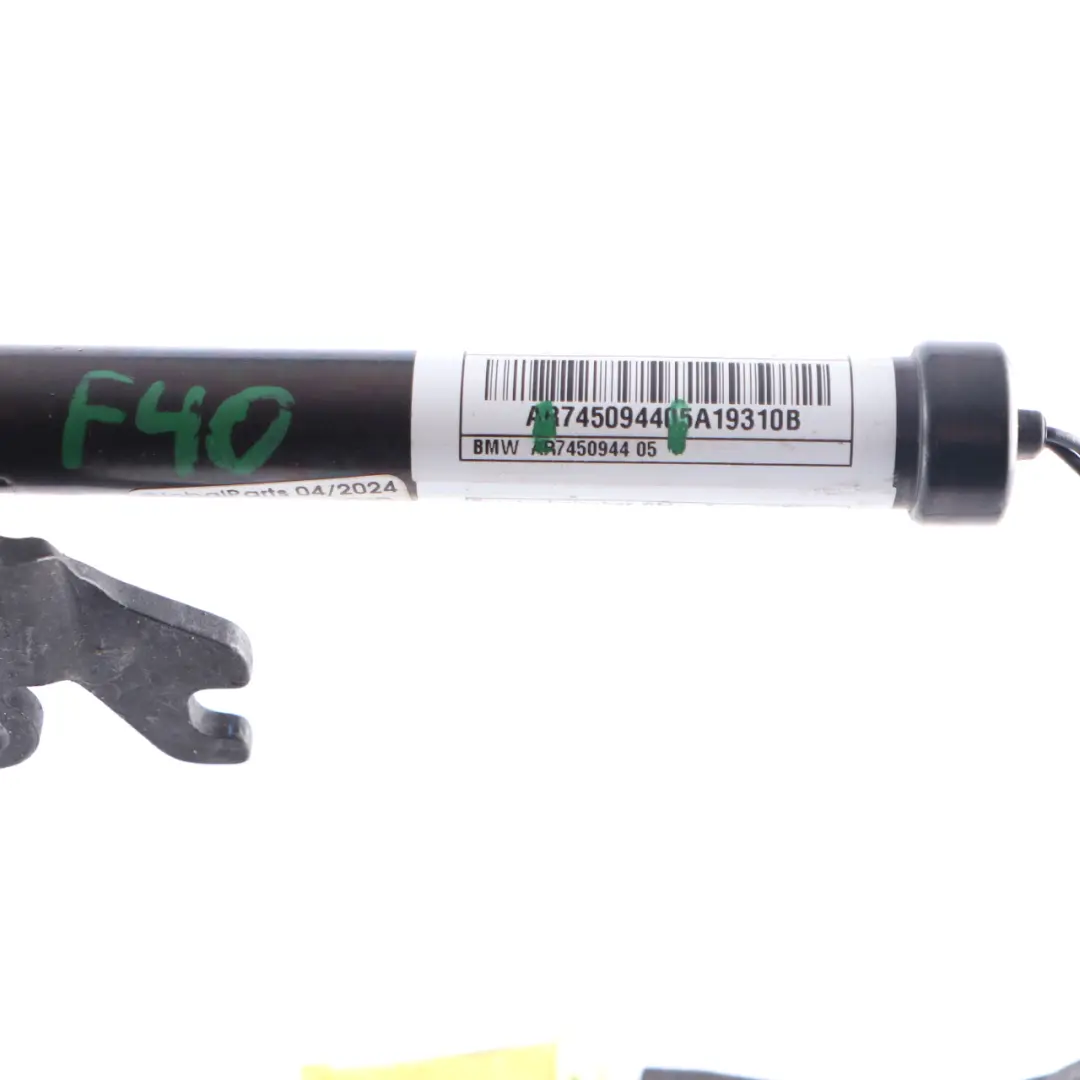 Motor Hauben Scharnier Aktuator Fußgänger Schutz Rechts für BMW F40 F44 mit Teilenummer 7450944 BMW F40 F44 Motor Hauben Scharnier Aktuator Fußgänger Schutz Rechts - SKU 7450944 - Teilenummer 7450944