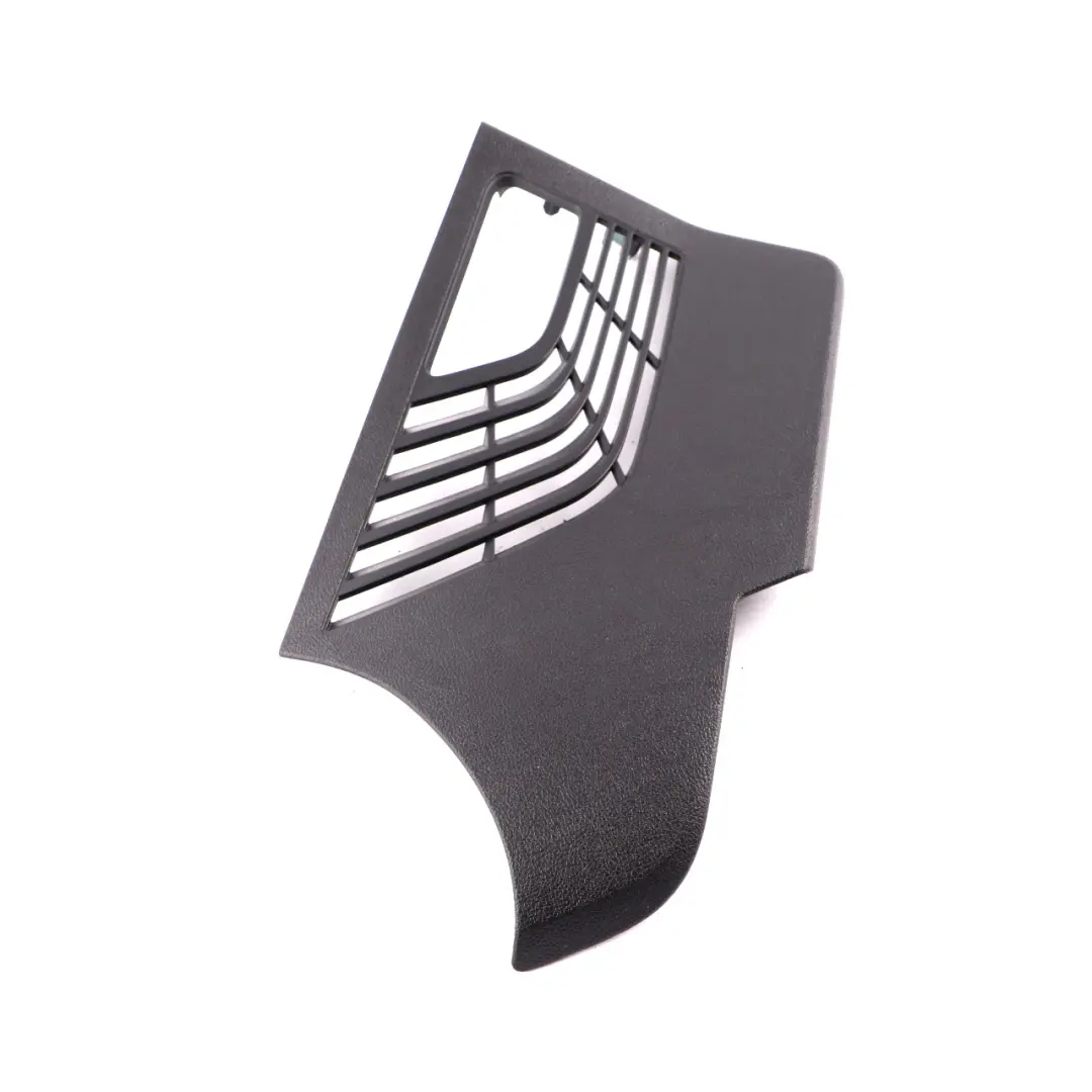 Cinturón Seguridad Trasero Cubierta Derecha Salida Guía Negro 7425826 para BMW X3 G01 con número de pieza 7450972 BMW X3 G01 Cinturón Seguridad Trasero Cubierta Derecha Salida Guía Negro 7425826 - SKU 7450972 - Número de pieza 7450972