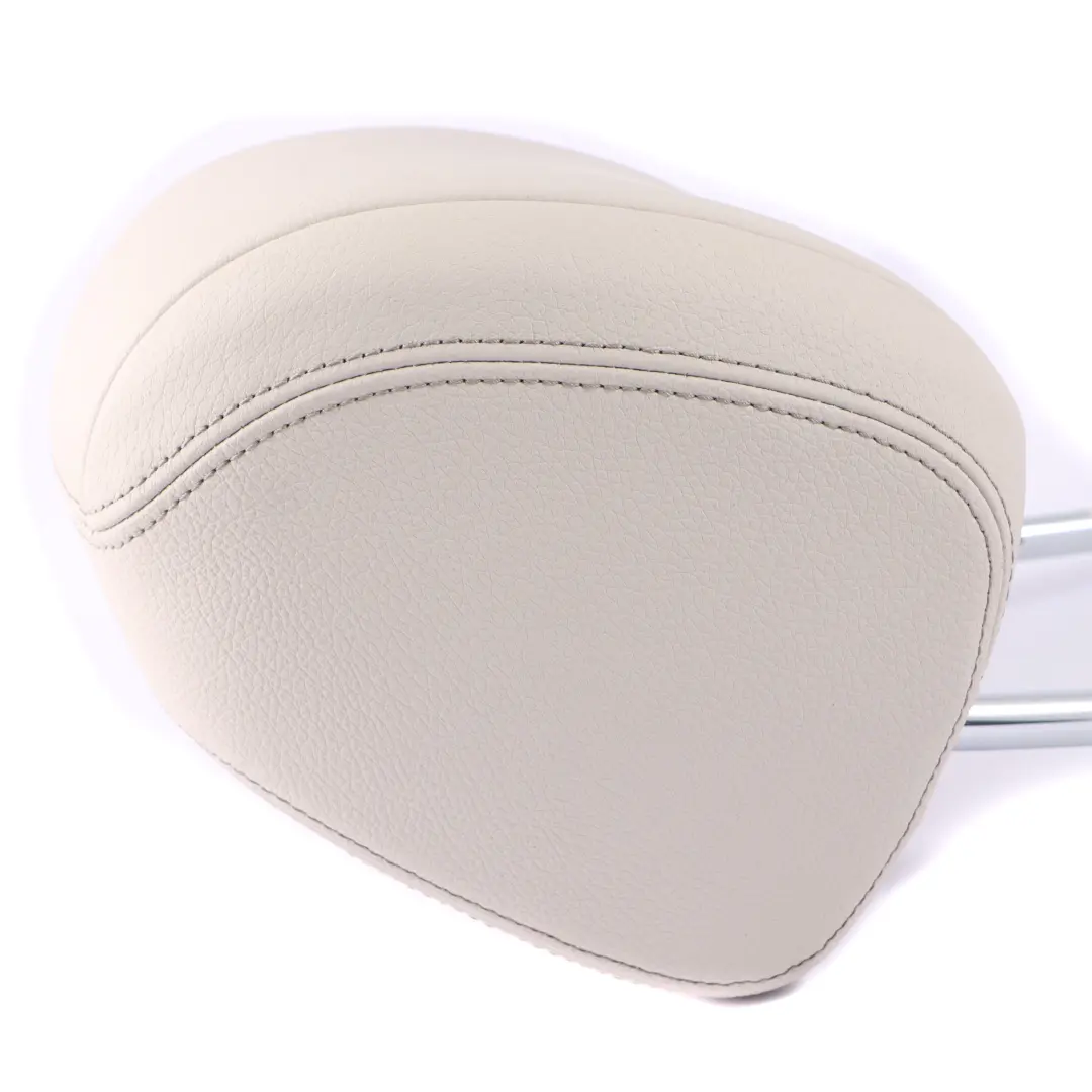 Headrest BMW G30 Front Seat Right Left Leather Dakota Elfenbein Weiss to with Part number 7452005 Headrest BMW G30 Front Seat Right Left Leather Dakota Elfenbein Weiss - SKU 7452005 - Part number 7452005