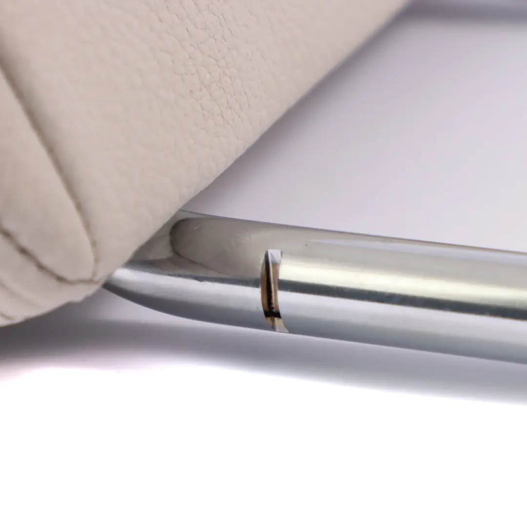 Appui-tête BMW G30 Siège arrière central Cuir Dakota Elfenbein Blanc pour à propos du numéro de pièce 7452206 Appui-tête BMW G30 Siège arrière central Cuir Dakota Elfenbein Blanc - SKU 7452205 - Numéro de pièce 7452206