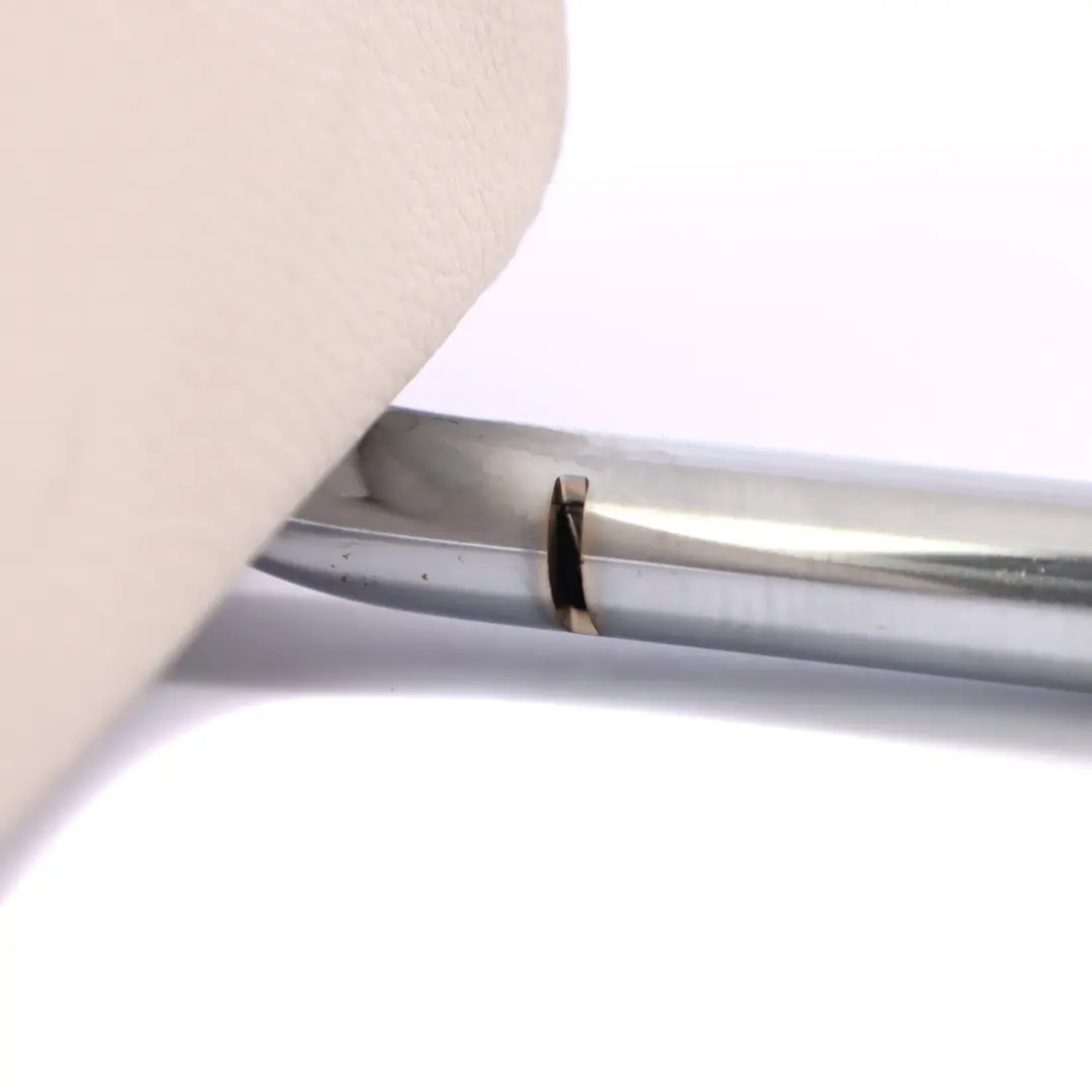 Appui-tête BMW G30 Siège arrière central Cuir Dakota Elfenbein Blanc pour à propos du numéro de pièce 7452206 Appui-tête BMW G30 Siège arrière central Cuir Dakota Elfenbein Blanc - SKU 7452205 - Numéro de pièce 7452206