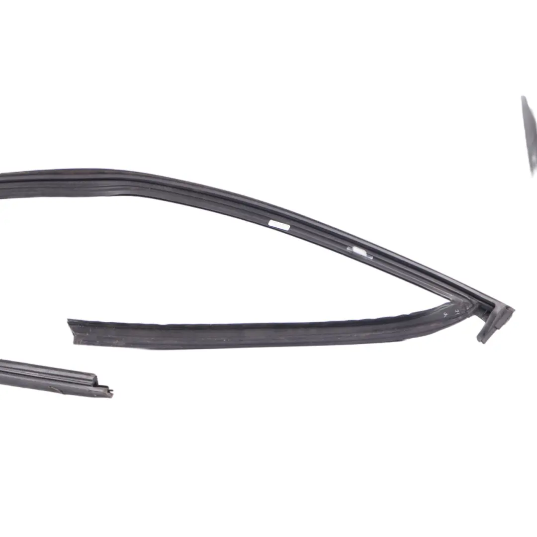 Window Guide Seal Gasket Front Right O/S Door Rubber Strip to BMW F40 with Part number 7452344 BMW F40 Window Guide Seal Gasket Front Right O/S Door Rubber Strip - SKU 7452344 - Part number 7452344