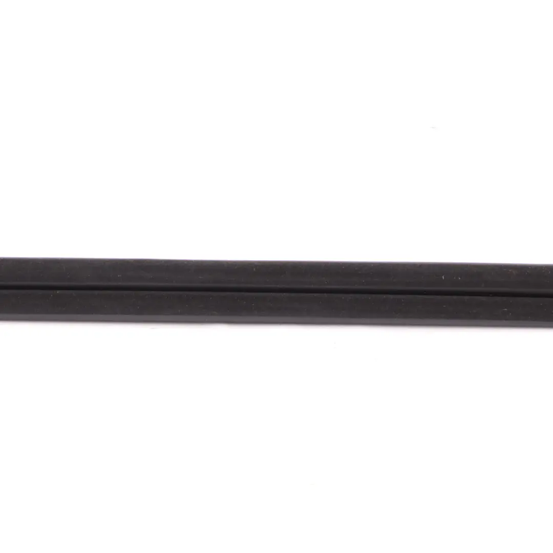 Schachtabdichtung Innen Tür Vorne Links 7452367 für BMW F40 mit Teilenummer 7452368 BMW F40 Schachtabdichtung Innen Tür Vorne Links 7452367 - SKU 7452368 - Teilenummer 7452368