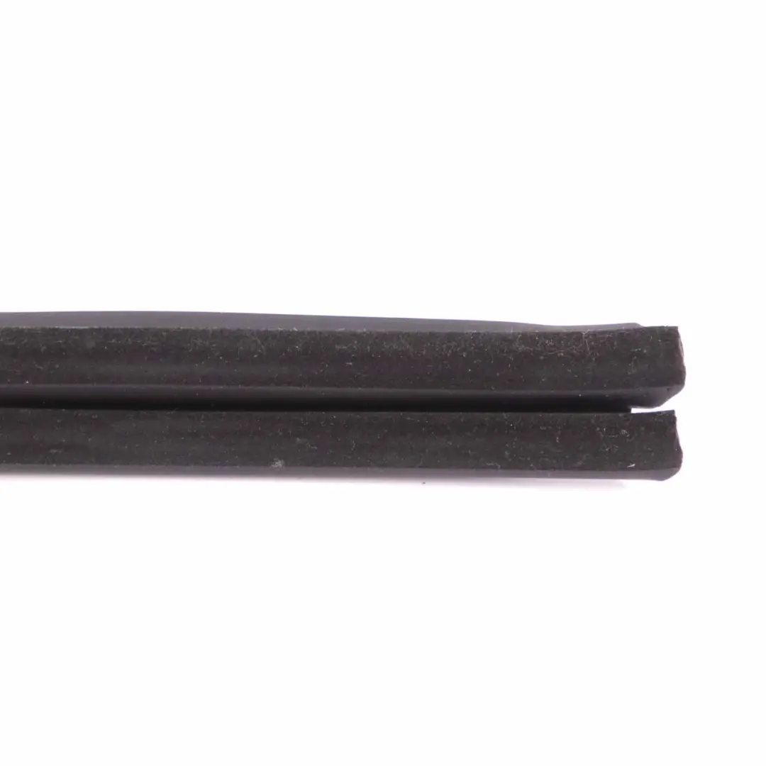 BMW F40 Channel Sealing Inside Door Front Right O/S - SKU 7452368 - Part number 7452368