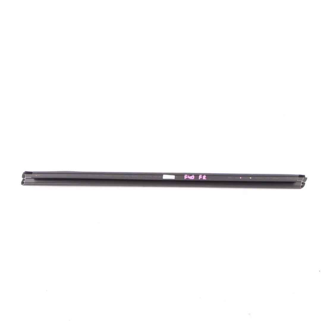 BMW F40 Joint Canal Porte Intérieure Avant Droite - SKU 7452368 - Numéro de pièce 7452368